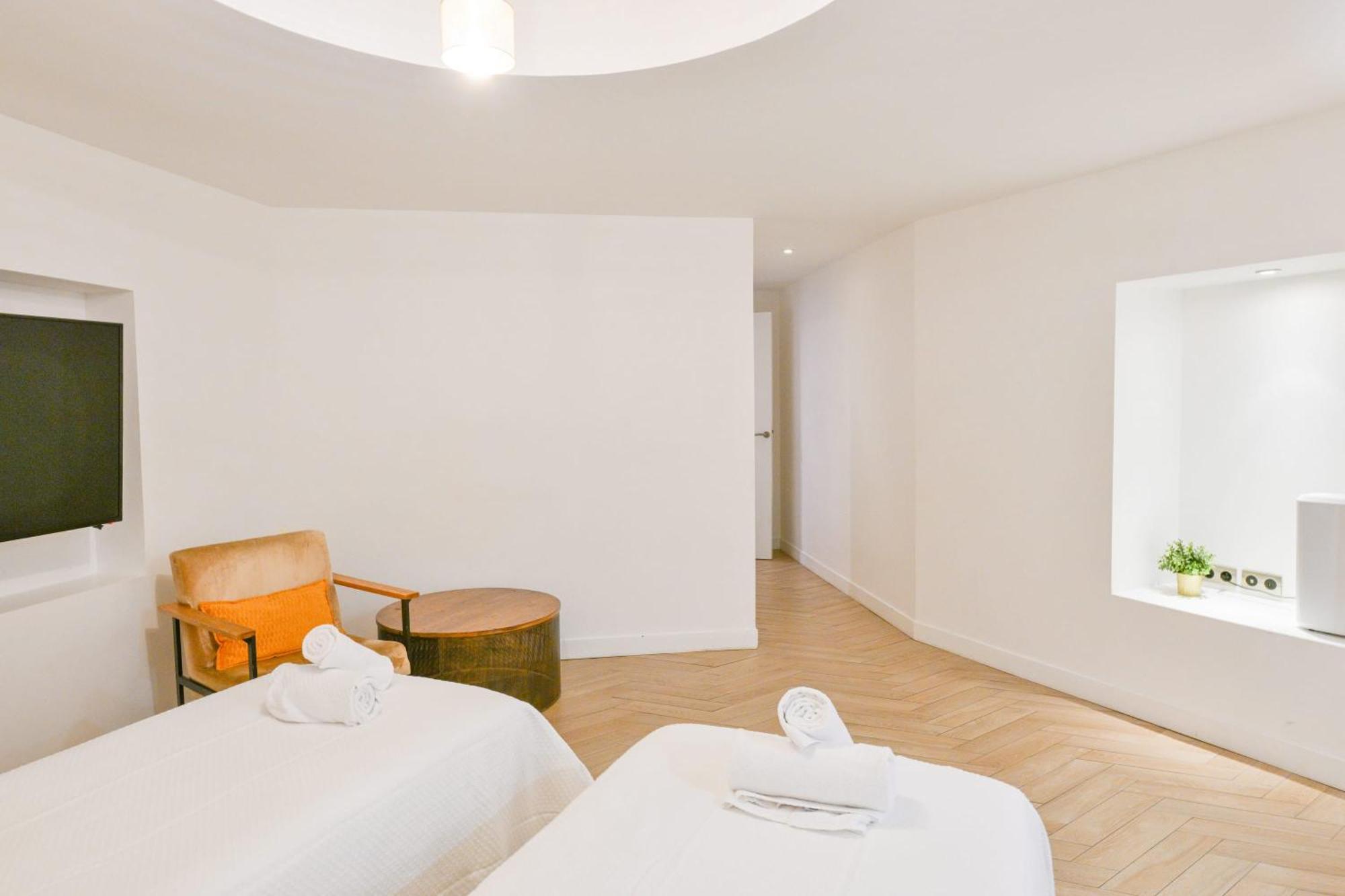 Sacre-Coeur Modern 4Bd With Sauna For 10 Guests! Paris Exterior photo